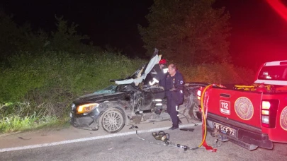 Bursa'da otomobil ile cip çarpıştı! 3 ölü, 1 yaralı
