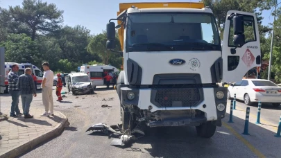 Fethiye’de kamyonet ile kamyon çarpıştı; 2 yaralı