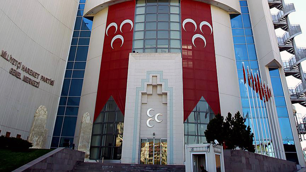 MHP’den sokak röportajları için kanun teklifi