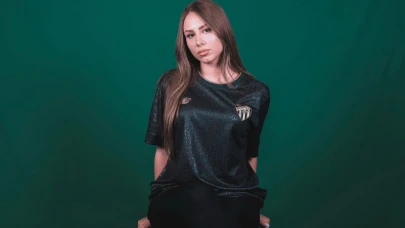 Bursaspor'un taraftar formaları tanıtıldı
