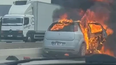 İnegöl'de seyir halindeki otomobil alev topuna döndü