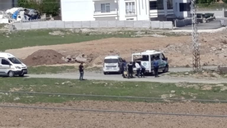 Elazığ'da bir kişi boş arazide ölü bulundu