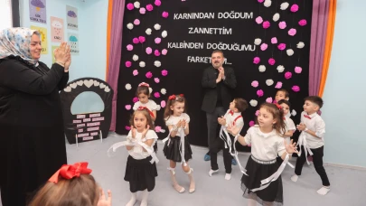 Plevne Anne Çocuk Oyun Evi’nden Anneler Günü etkinliği