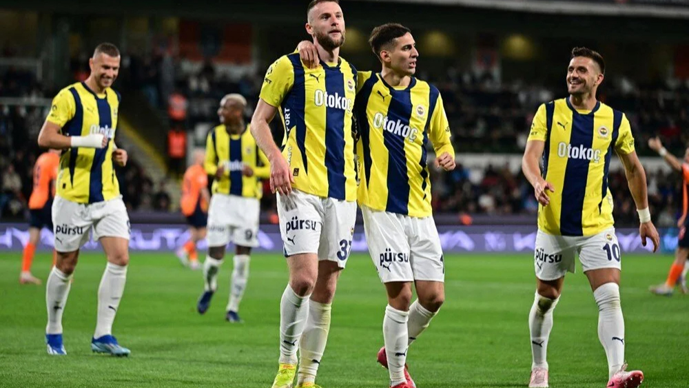 Fenerbahçe, Başakşehir deplasmanında 4 golle kazandı