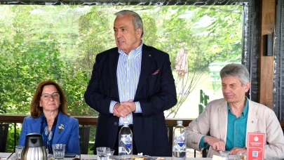 Şadi Özdemir: "Çiftçilerimizin yanındayız"