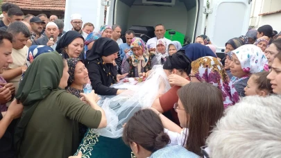 Hayatını kaybeden genç kız duvağıyla uğurlandı