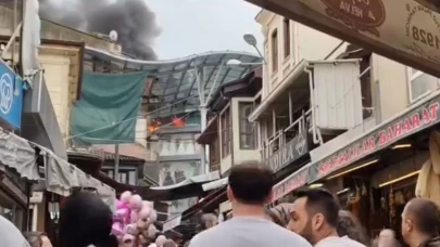Bursa’da Tarihi Uzun Çarşı'da korkutan yangın!