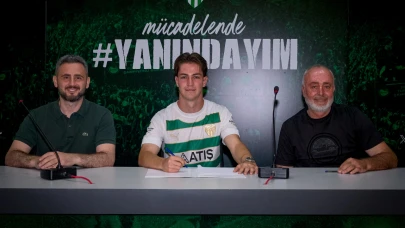 Bursaspor Kulübü Ahmet Efe Çakmakkaya ile anlaştı