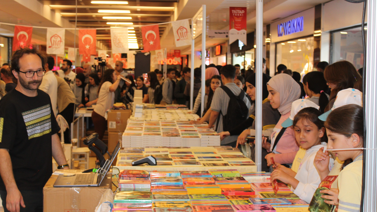 Siirt'te 11. Kitap Fuarı açıldı
