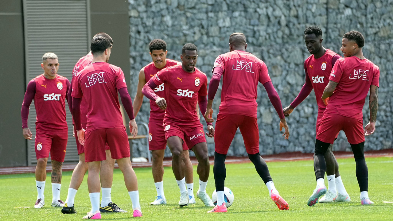 Galatasaray Trabzonspor maçının hazırlıklarını sürdürüyor