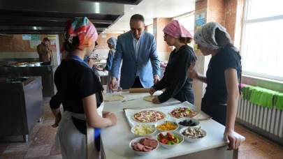 Muş'ta beceri atölyesi açıldı! Öğrenciler mesleklerle tanışıyor