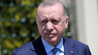 Cumhurbaşkanı Erdoğan Ukrayna Başkanı Zelenski ile telefonda görüştü