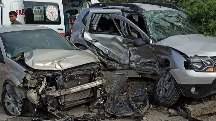 Belen'de trafik kazası: 2 yaralı