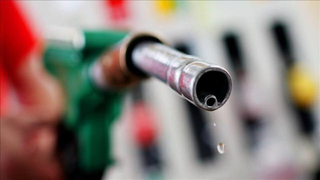 Akaryakıt fiyatlarında tabela değişti! Benzine zam geldi...