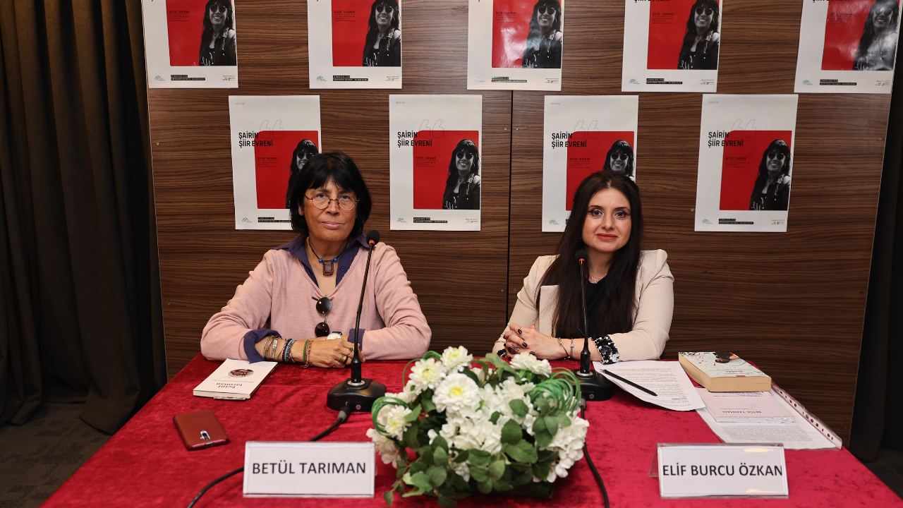 Şair ve Yazar Betül Tarıman Nilüfer’de okurlarıyla buluştu
