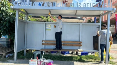 Alanya’da otobüs duraklarına bakım