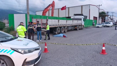 Tırla çarpışan motosikletin 16 yaşındaki sürücüsü hayatını kaybetti!