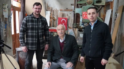 64 yıldır ahşap ile iç içe hayat sürüyor