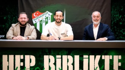 Bursaspor'da bir imza daha!