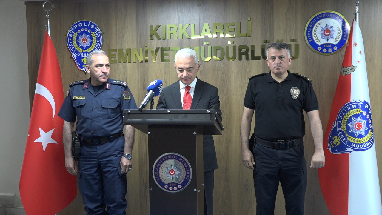 Kırklareli'nde 20 şüpheli insan kaçakçılığından tutuklandı