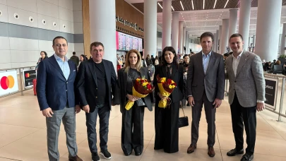 Hagi ve Popescu Galatasaray için İstanbul’a geldi
