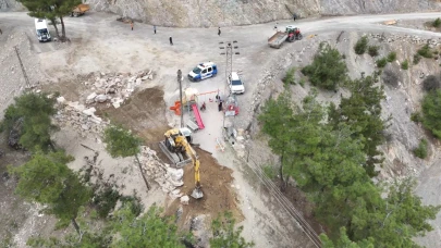 Köylerin yarım asırlık yol sorunu çözülüyor