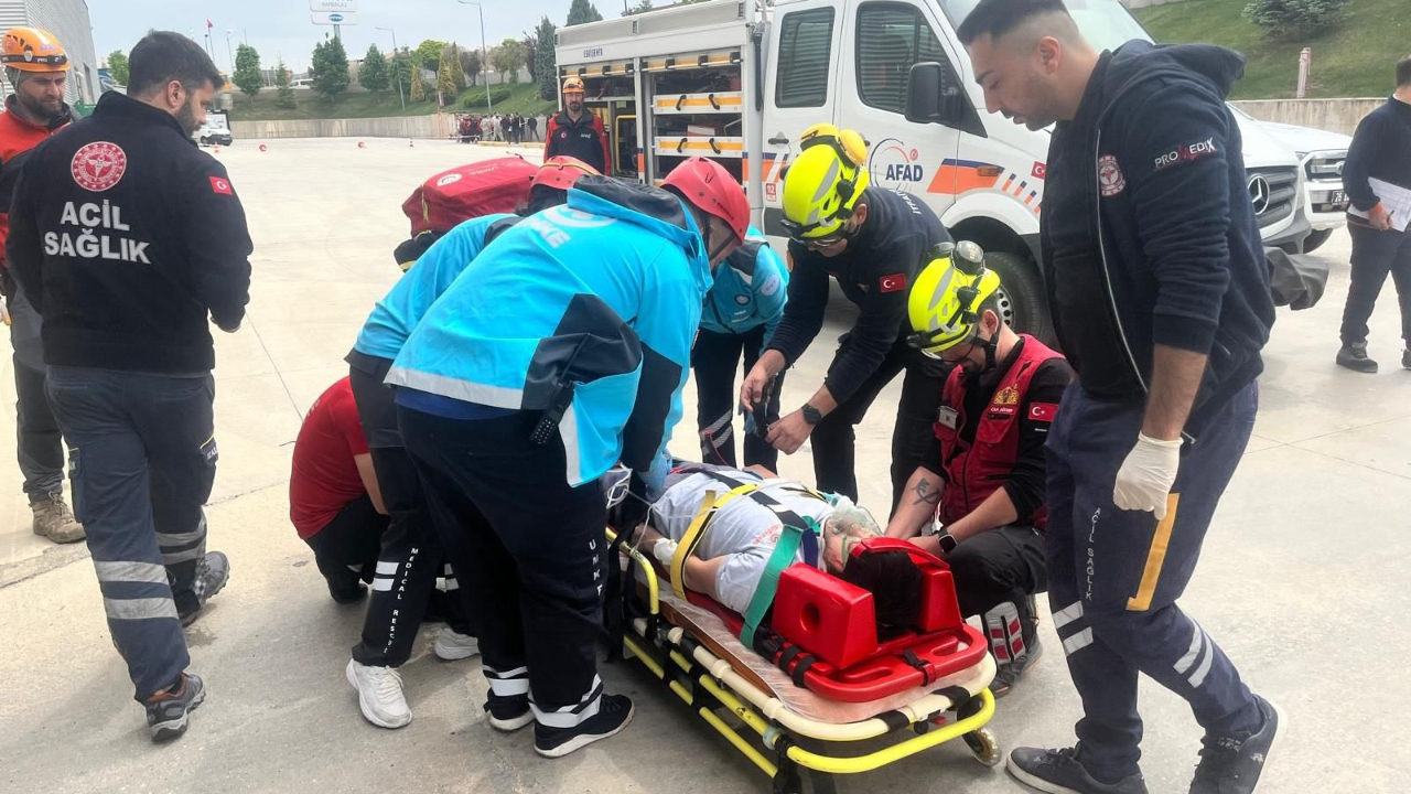 Endüstriyel kaza tatbikatı gerçeği aratmadı