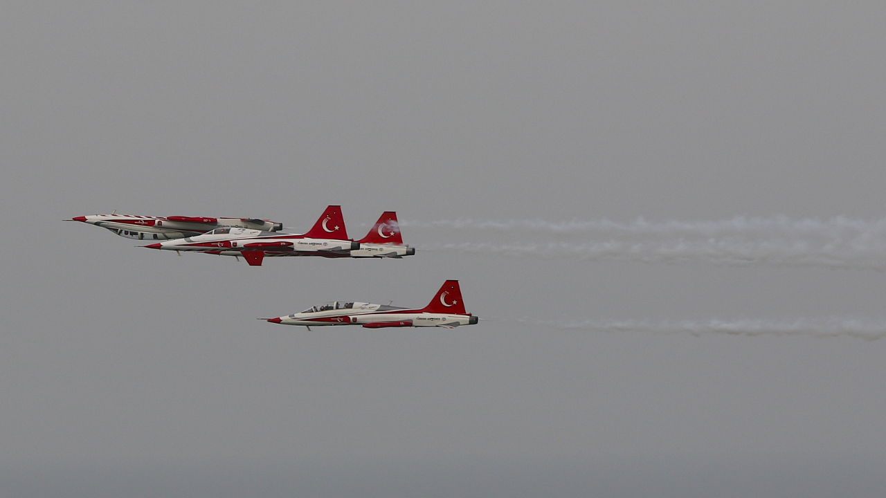 SoloTürk ve Türk Yıldızları'ndan Samsun'da prova uçuşu