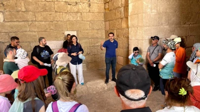 Hafta içi kaymakam, hafta sonu turizm rehberi