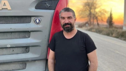 Sivas'ta tır devrildi! 2 ölü
