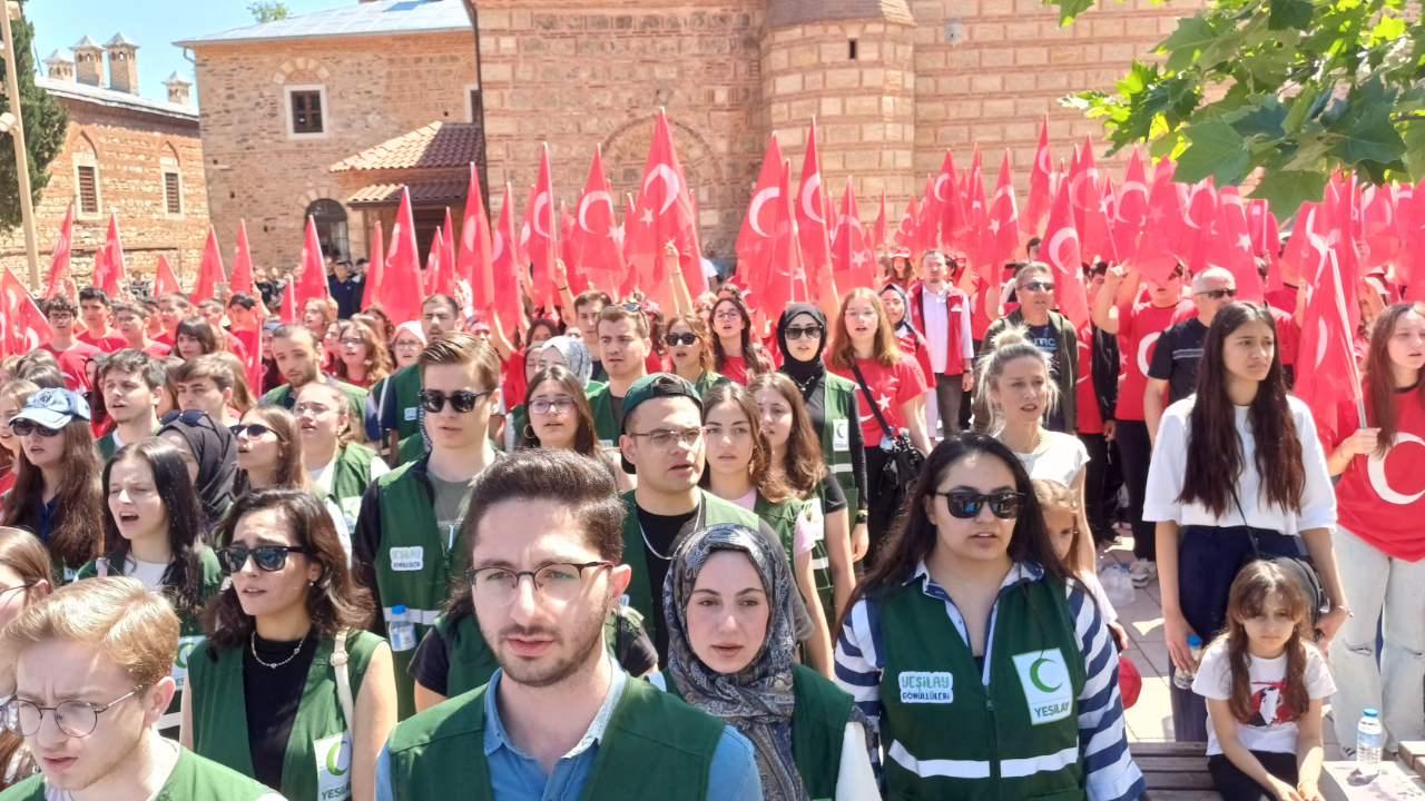 19 Mayıs Bursa'da coşkulu kutlamalara sahne oldu