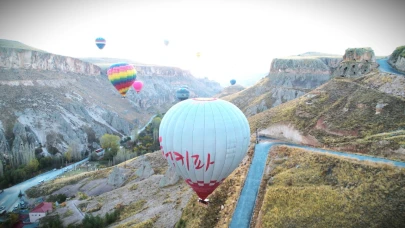 150 haneli mahalleyi her yıl onbinlerce turist ziyaret ediyor