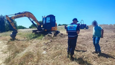 Didim'de kaçak kazı yapan 3 şahıs suçüstü yakalandı