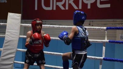 Afyonkarahisar’da Muay Thai yarışmaları 400 sporcunun katılımıyla başladı