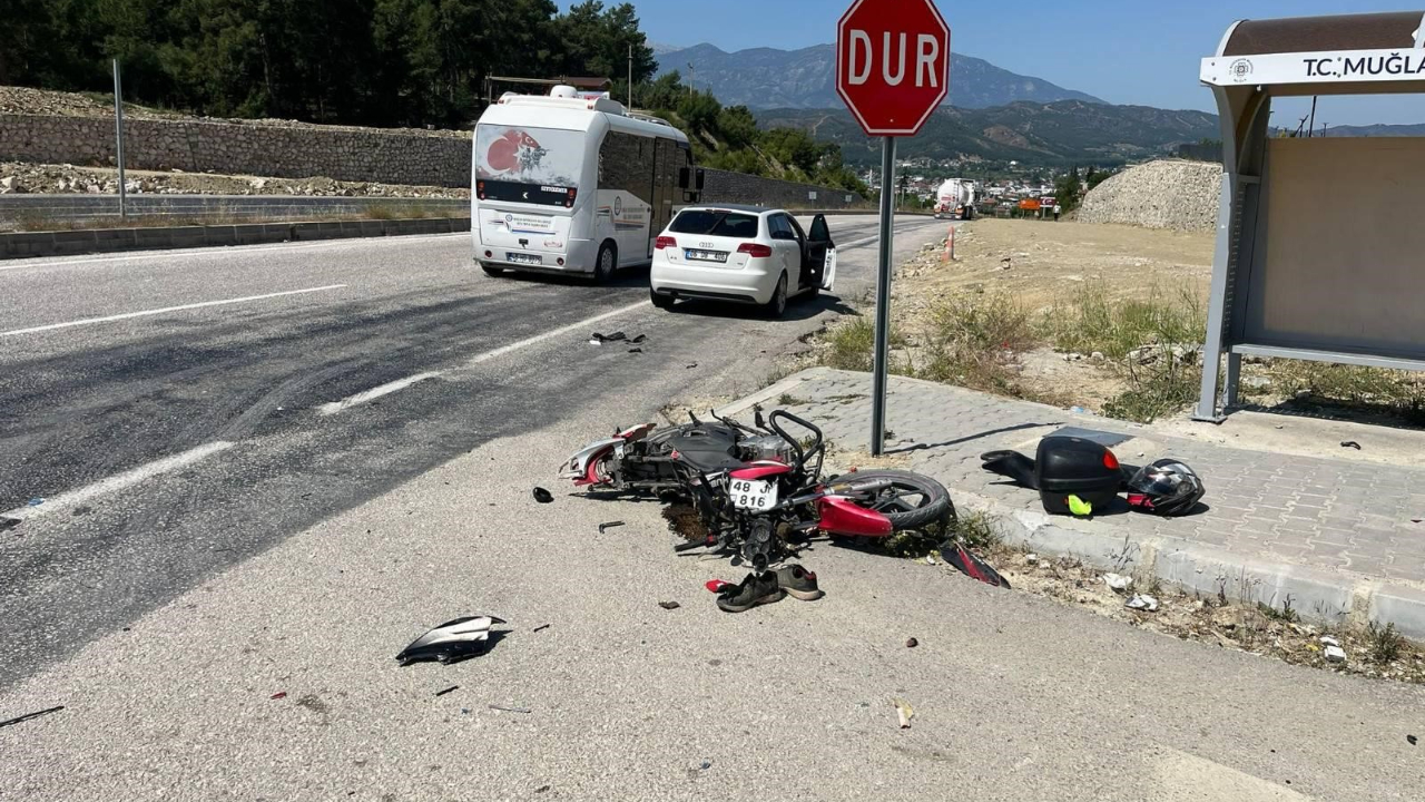 Muğla'da motosiklet ile otomobil çarpıştı! 1 ölü
