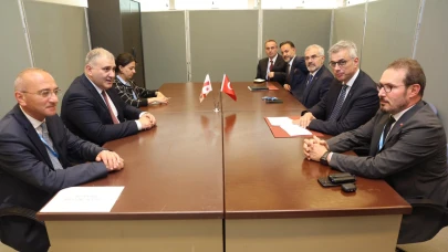 Sağlık Bakanı Kemal Memişoğlu Gürcistanlı mevkidaşı ile bir araya geldi