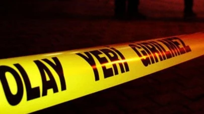 Şişli'de seyir halindeki otomobil yandı
