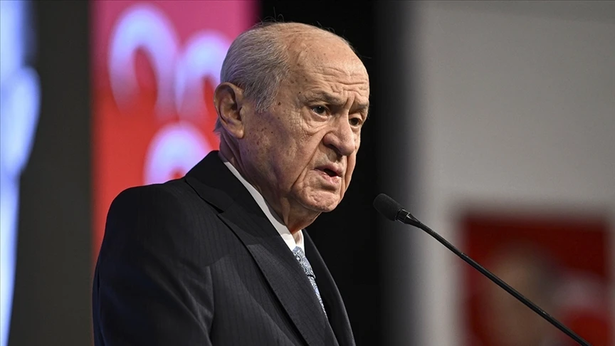 MHP Lideri Devlet Bahçeli'den şampiyon Galatasaray'a tebrik!