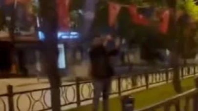 Bursa’da Türk bayrağını yakmaya çalışan şüpheli gözaltına alındı!