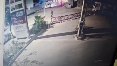 Sokakta karşılaştığı eski kocasını tabancayla vurdu...