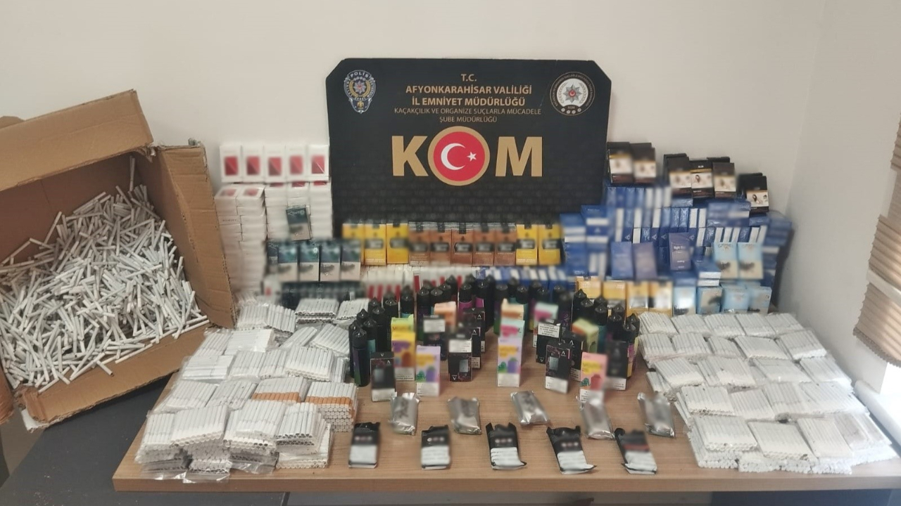 Polisten kaçak makaron operasyonu