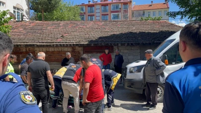 Motosikletten düşen sürücü aralandı