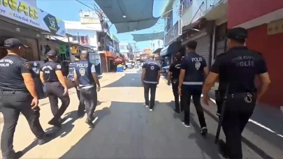 Bakan Yerlikaya duyurdu! 49 göçmen kaçakçılığı organizatörü ve 509 düzensiz göçmen yakalandı