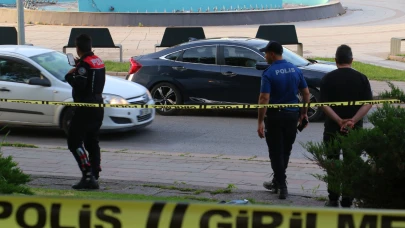 TBMM önünde havaya ateş açan şahıs gözaltına alındı
