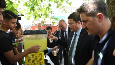 Başkan Aydın Doğanevler mahalle sakinleriyle buluştu