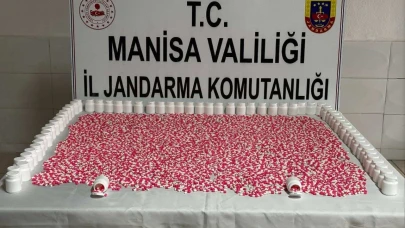 Ormanlık alanda saklanan uyuşturucuları jandarma buldu