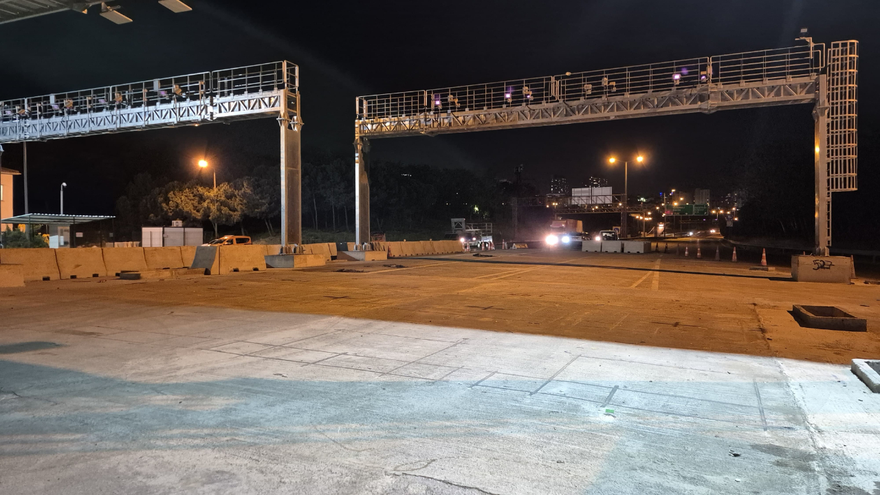 Avcılar gişeleri çalışma nedeniyle araç trafiğine kapatıldı