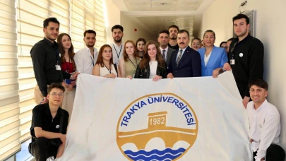 Üniversiteli öğrencilerden Ticaret Bakanlığı'na ziyaret