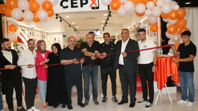 Van'da Cep X telefon mağazası açıldı