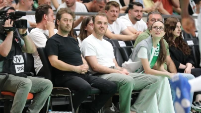 Ertuğrul Ersoy’dan Bursaspor Yörsan’a tribün desteği